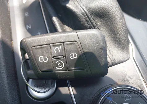 2021 Volkswagen Atlas 3.6L V6 Sel Premium из США, поврежденный, VIN 1V2TR2CA2MC534333